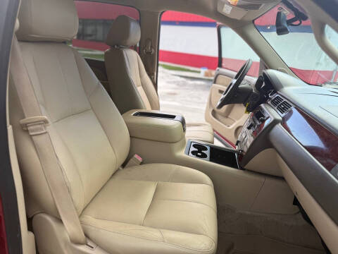 2013 Chevrolet Suburban LT