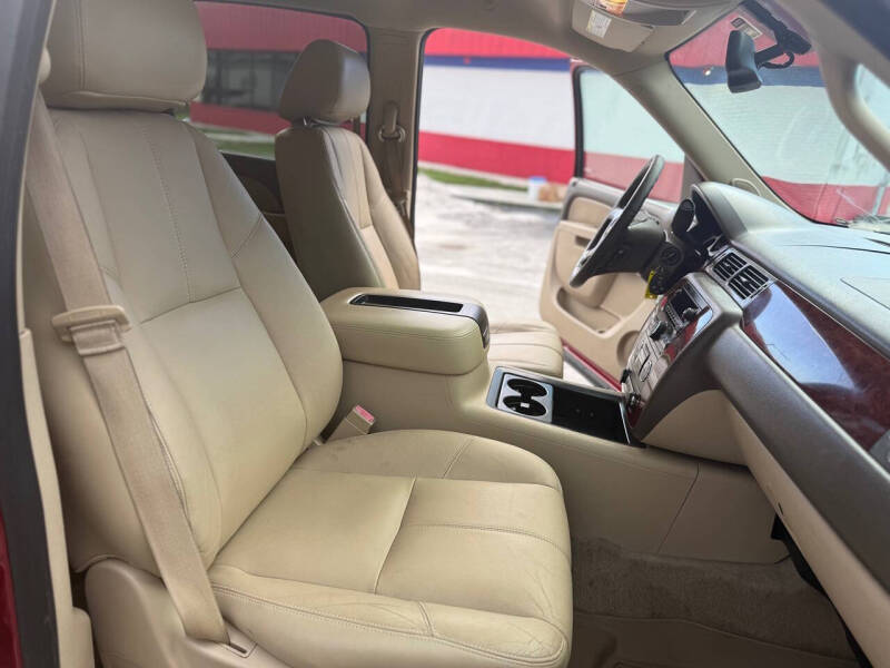 2013 Chevrolet Suburban LT