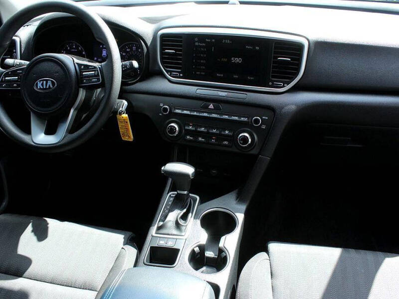 2022 Kia Sportage LX