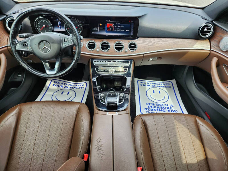 2017 Mercedes-Benz E-Class E 300 4MATIC