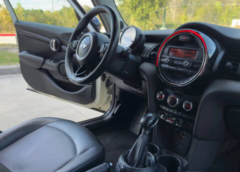 2016 MINI Hardtop 4 Door Cooper