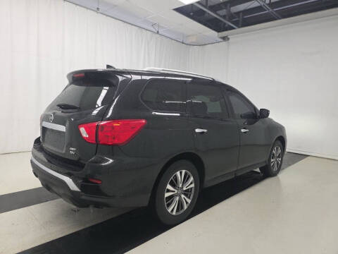 2019 Nissan Pathfinder SV
