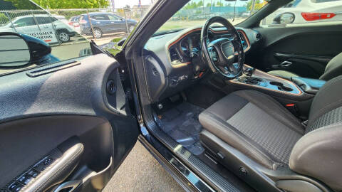 2019 Dodge Challenger SXT