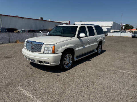 2005 Cadillac Escalade ESV Platinum Edition