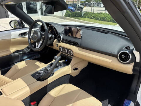 2026 Mazda MX-5 Miata Grand Touring