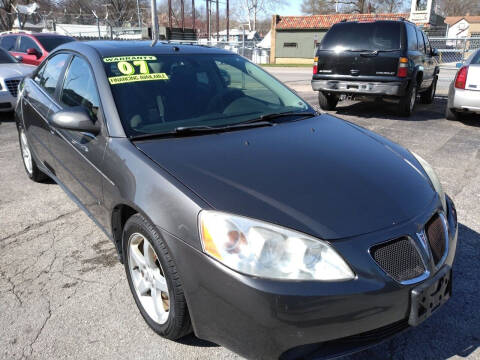 2007 Pontiac G6 for sale at KINNICK AUTO CREDIT LLC in Kansas City MO