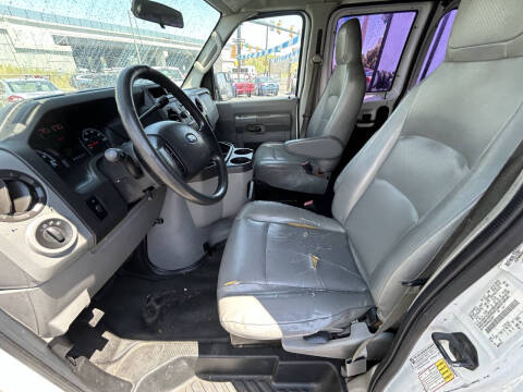 2012 Ford E-Series E-250