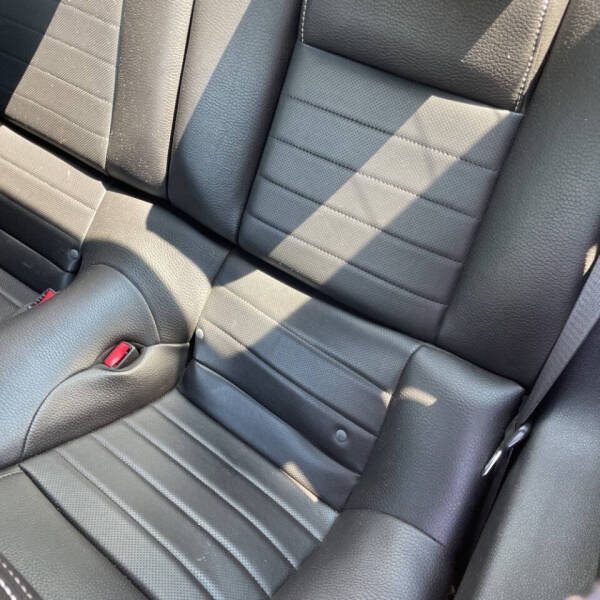 2012 Ford Mustang V6 Premium