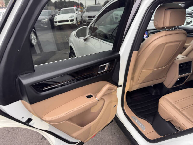 2020 Porsche Cayenne