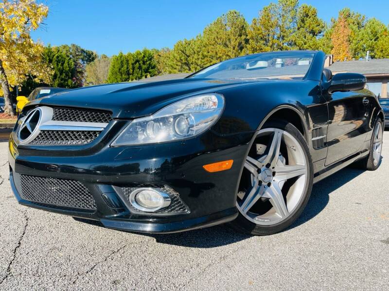 2009 Mercedes-Benz SL-Class for sale at Classic Luxury Motors in Buford GA