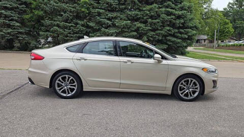 2019 Ford Fusion SEL