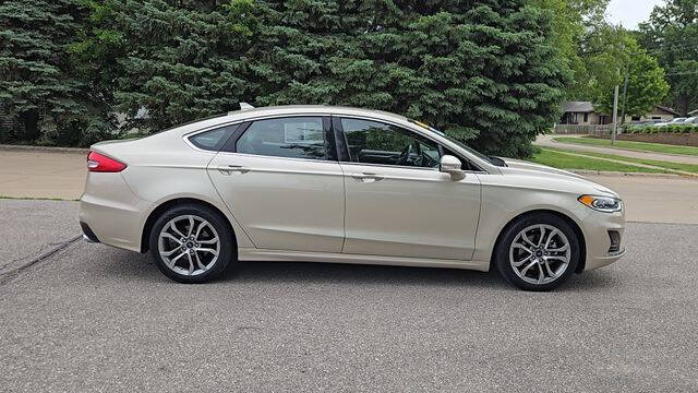 2019 Ford Fusion SEL