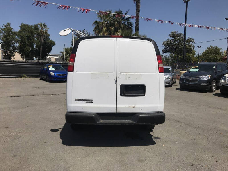 2013 Chevrolet Express 2500