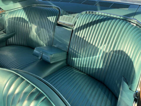 1965 Ford Thunderbird