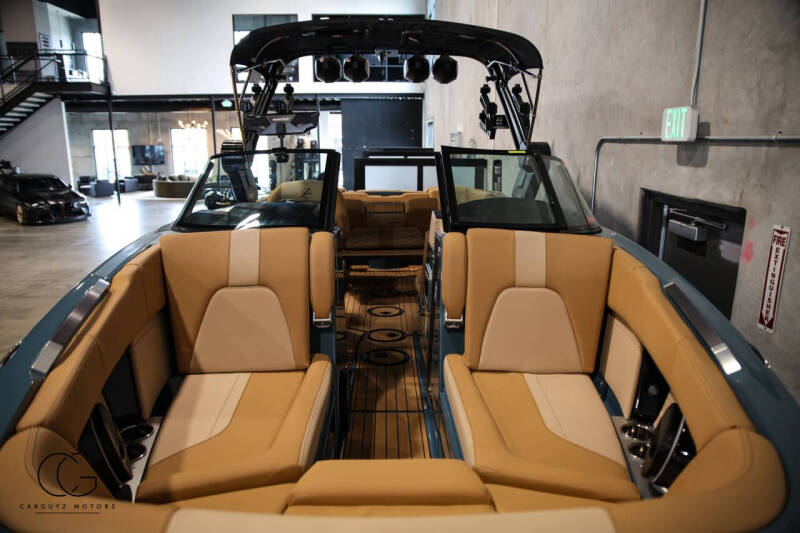 2025 MasterCraft X24