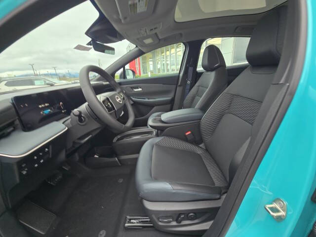 2026 Nissan LEAF Platinum+