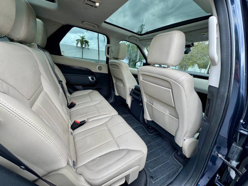 2018 Land Rover Discovery SE