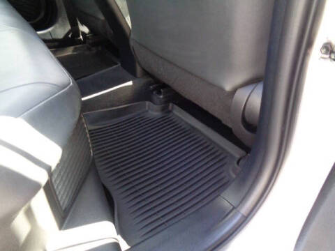 2021 Toyota Prius XLE