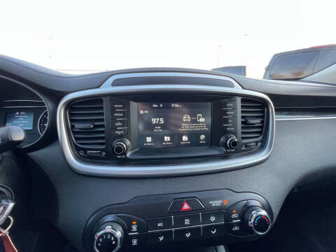 2019 Kia Sorento LX