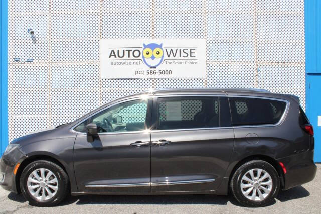 2019 Chrysler Pacifica Touring L