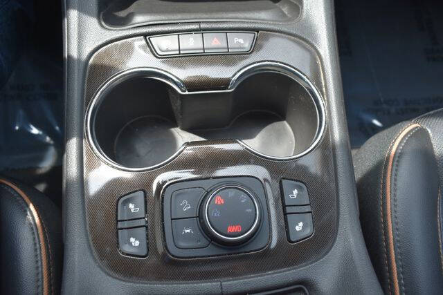 2021 GMC Acadia AT4