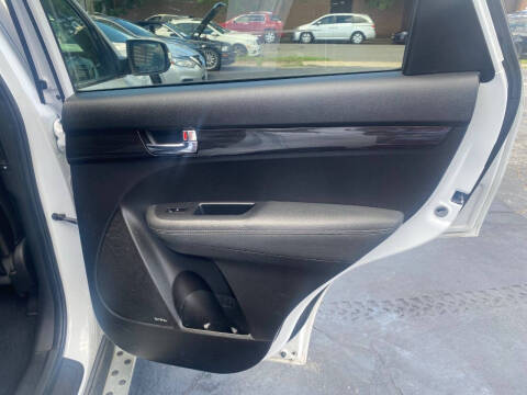 2013 Kia Sorento SX