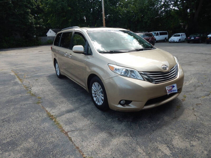 2011 Toyota Sienna XLE 8-Passenger