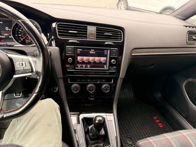 2018 Volkswagen Golf GTI