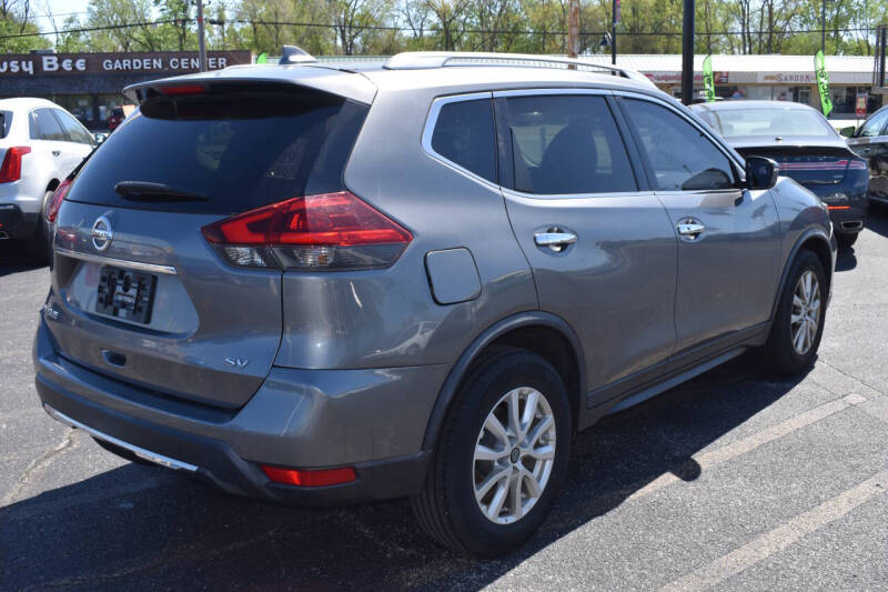 2018 Nissan Rogue SV