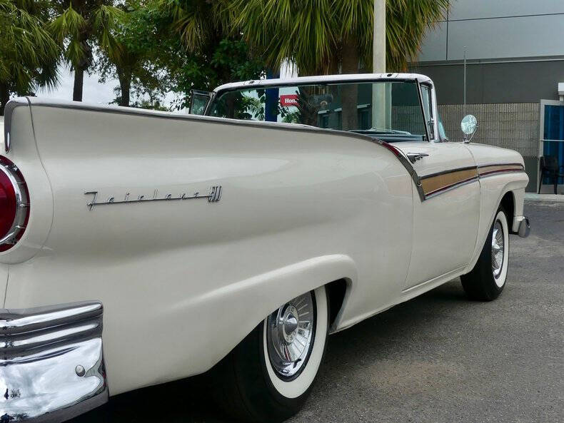 1957 Ford Fairlane