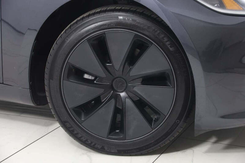 2024 Tesla Model 3 Long Range