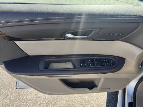 2016 GMC Acadia Denali