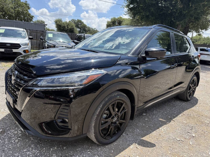 2024 Nissan Kicks SR