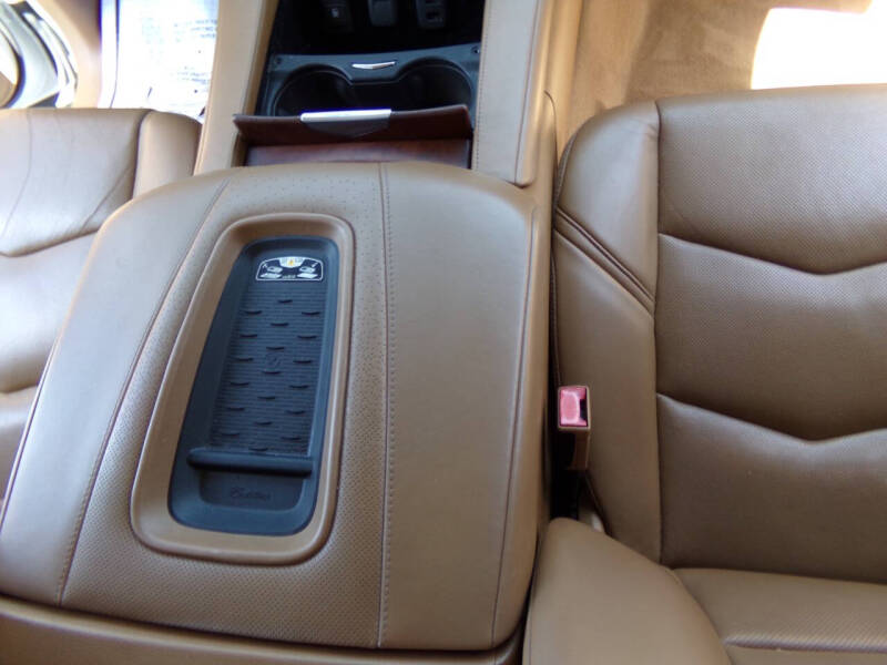 2016 Cadillac Escalade ESV Platinum