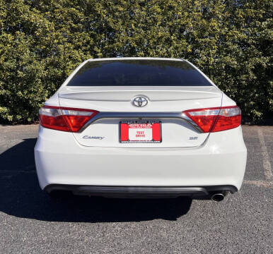 2017 Toyota Camry LE