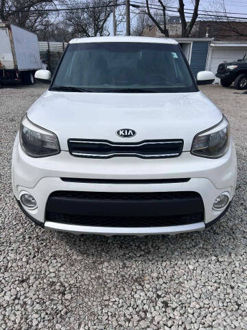 2017 Kia Soul +