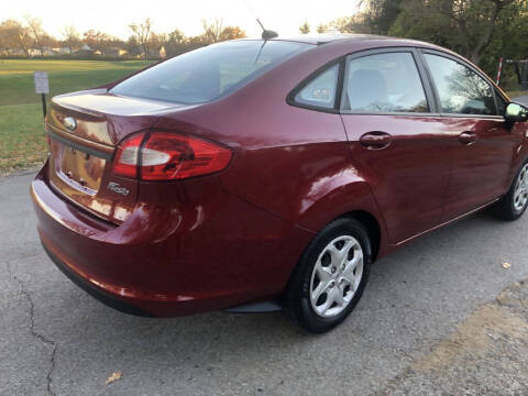 2013 Ford Fiesta SE