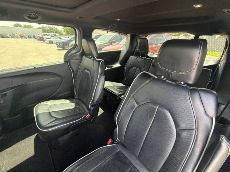 2025 Chrysler Pacifica Limited