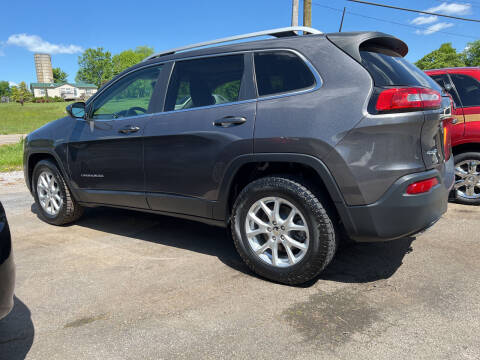 2018 Jeep Cherokee for sale at K & P Used Cars, Inc. in Philadelphia TN