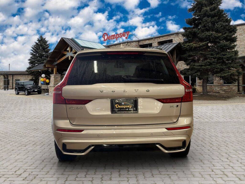2025 Volvo XC60 B5 Plus Dark Theme