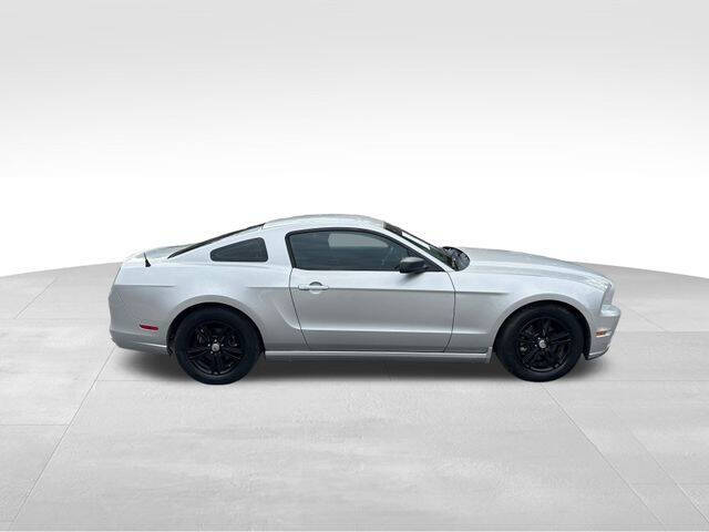 2013 Ford Mustang V6
