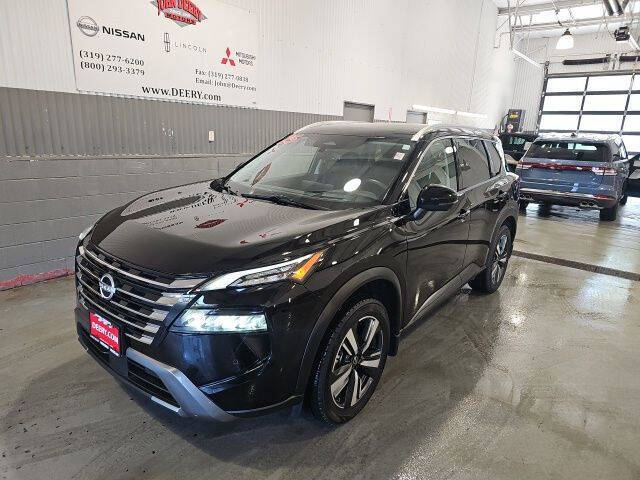 2025 Nissan Rogue SL