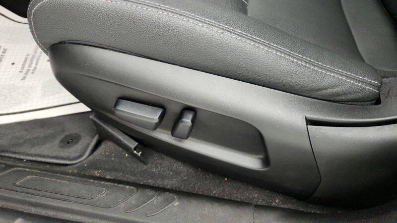 2023 VinFast VF8 Eco City Edition