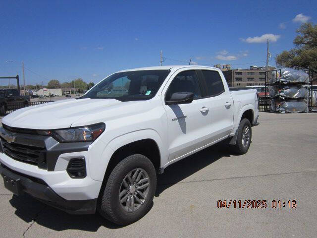 2023 Chevrolet Colorado LT's photo