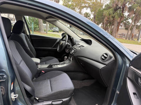2010 Mazda MAZDA3 i Sport