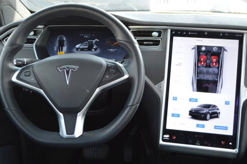 2017 Tesla Model X 90D