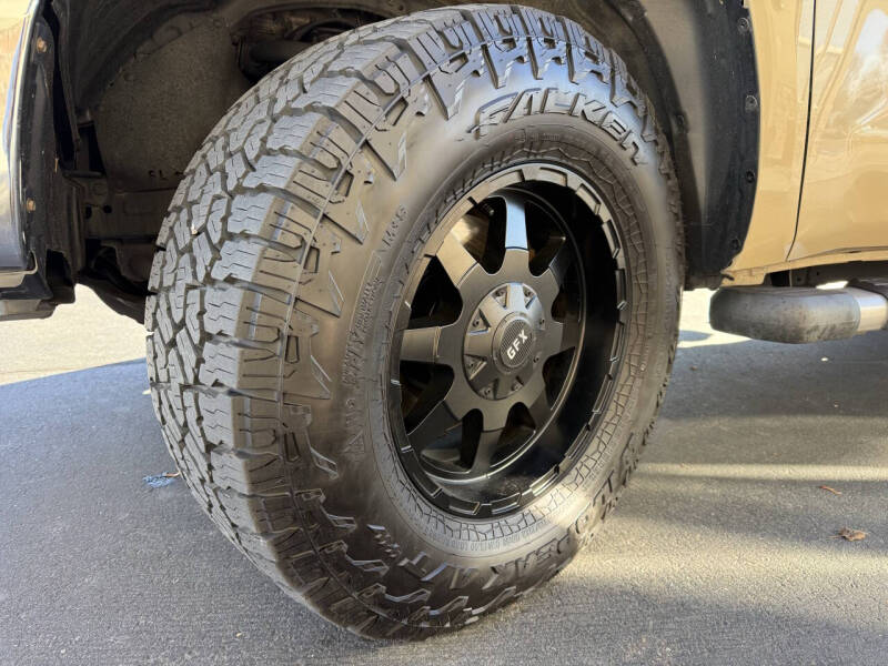 2017 Toyota Tundra SR5