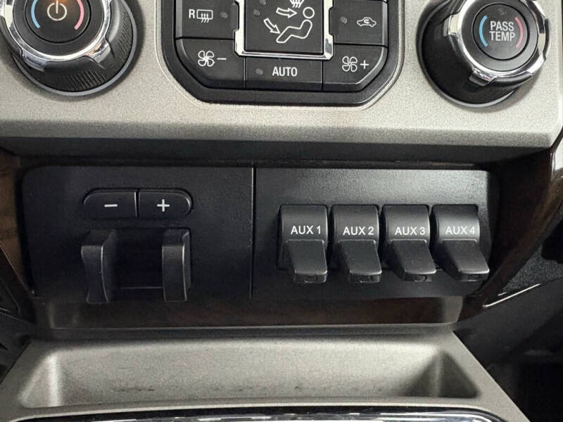 2015 Ford F-350 Super Duty Platinum