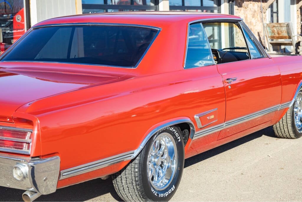 1965 Oldsmobile Cutlass  442 70