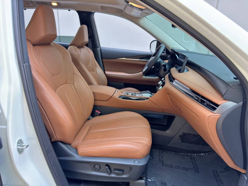 2025 Infiniti QX60 Sensory